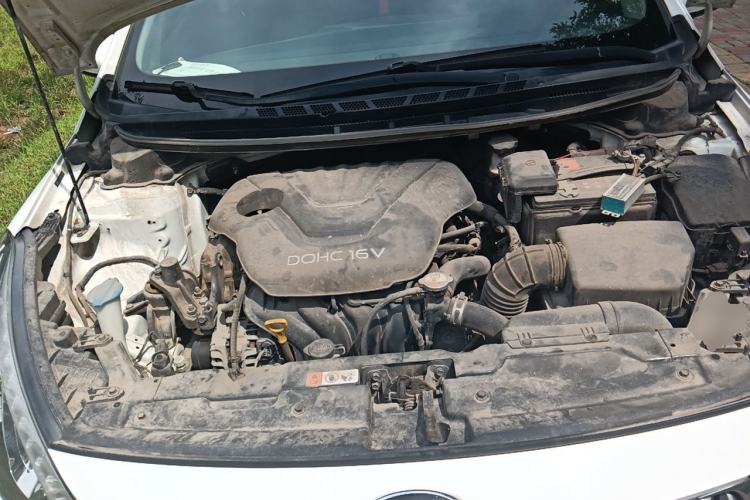 Used Kia K3 2015 1.6L Manual GLS Engine Bay