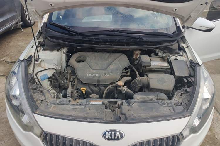 Used Kia K3 2015 1.6L Automatic GLS Engine Bay