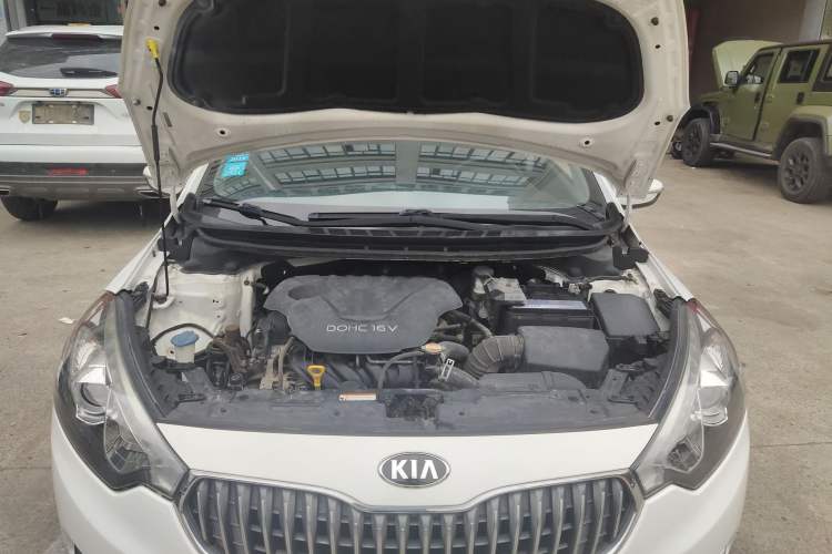 Used Kia K3 2015 1.6L Automatic GLS Engine Bay
