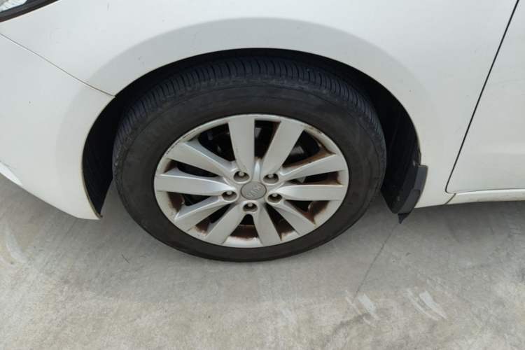 Used Kia K3 2015 1.6L Automatic GL Exterior 1