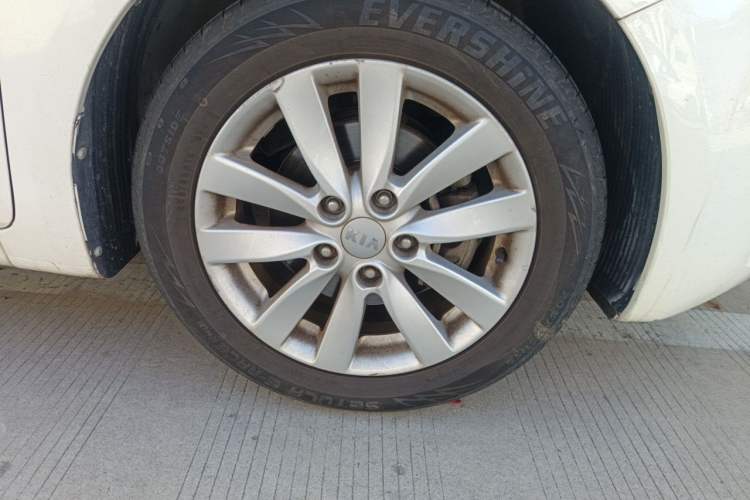 Used Kia K3 2015 1.6L Automatic GL Exterior 1
