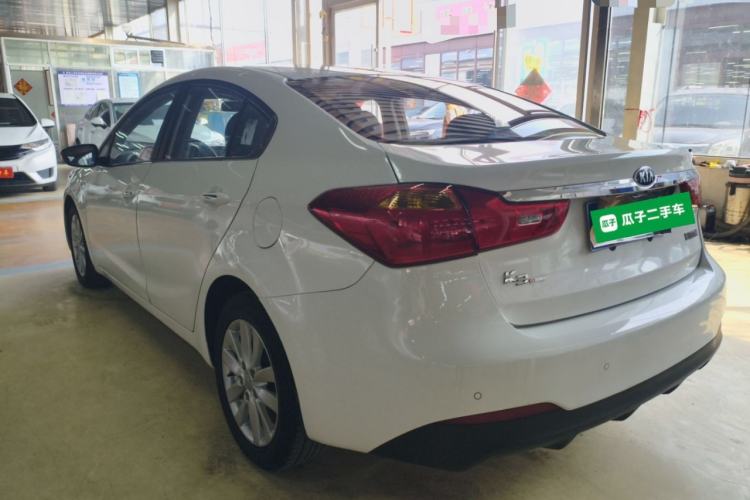 Used Kia K3 2015 1.6L Automatic GLS Exterior 2