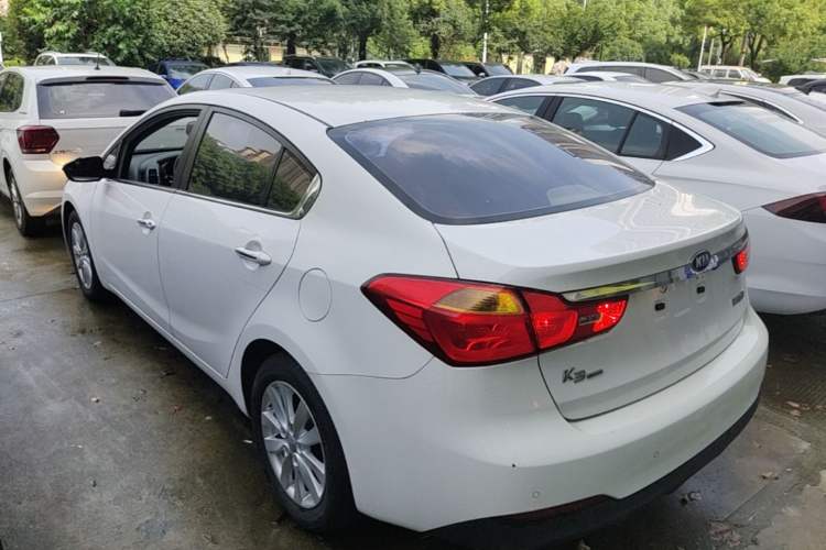 Used Kia K3 2015 1.6L Automatic GLS Exterior 2