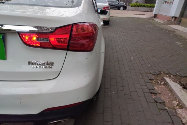 Used Kia K3 2015 1.6L Automatic Premium Exterior 3