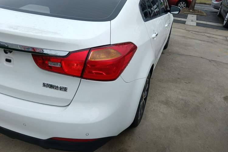 Used Kia K3 2015 1.6L Automatic GLS Exterior 3