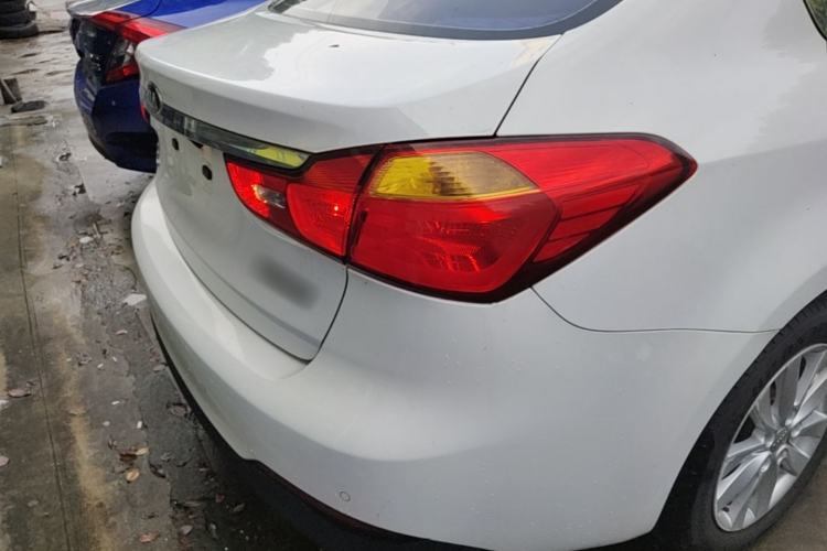 Used Kia K3 2015 1.6L Automatic GLS Exterior 3