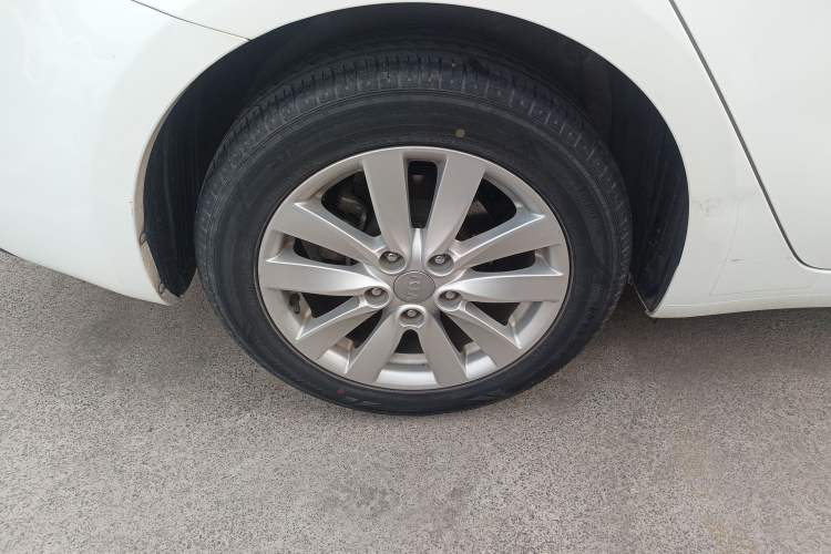 Used Kia K3 2015 1.6L Automatic GL Exterior 5