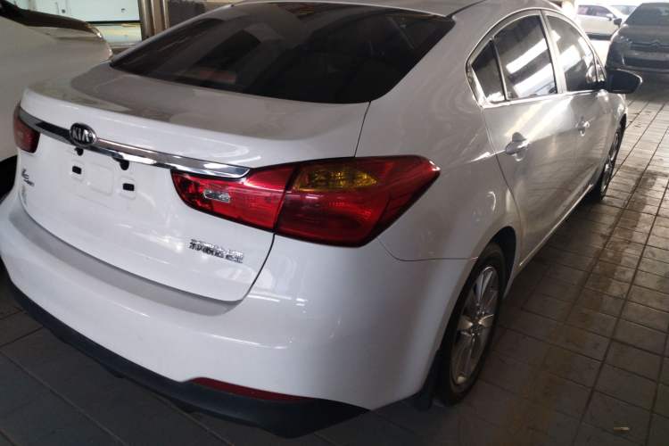 Used Kia K3 2015 1.6L Manual GLS Exterior 5