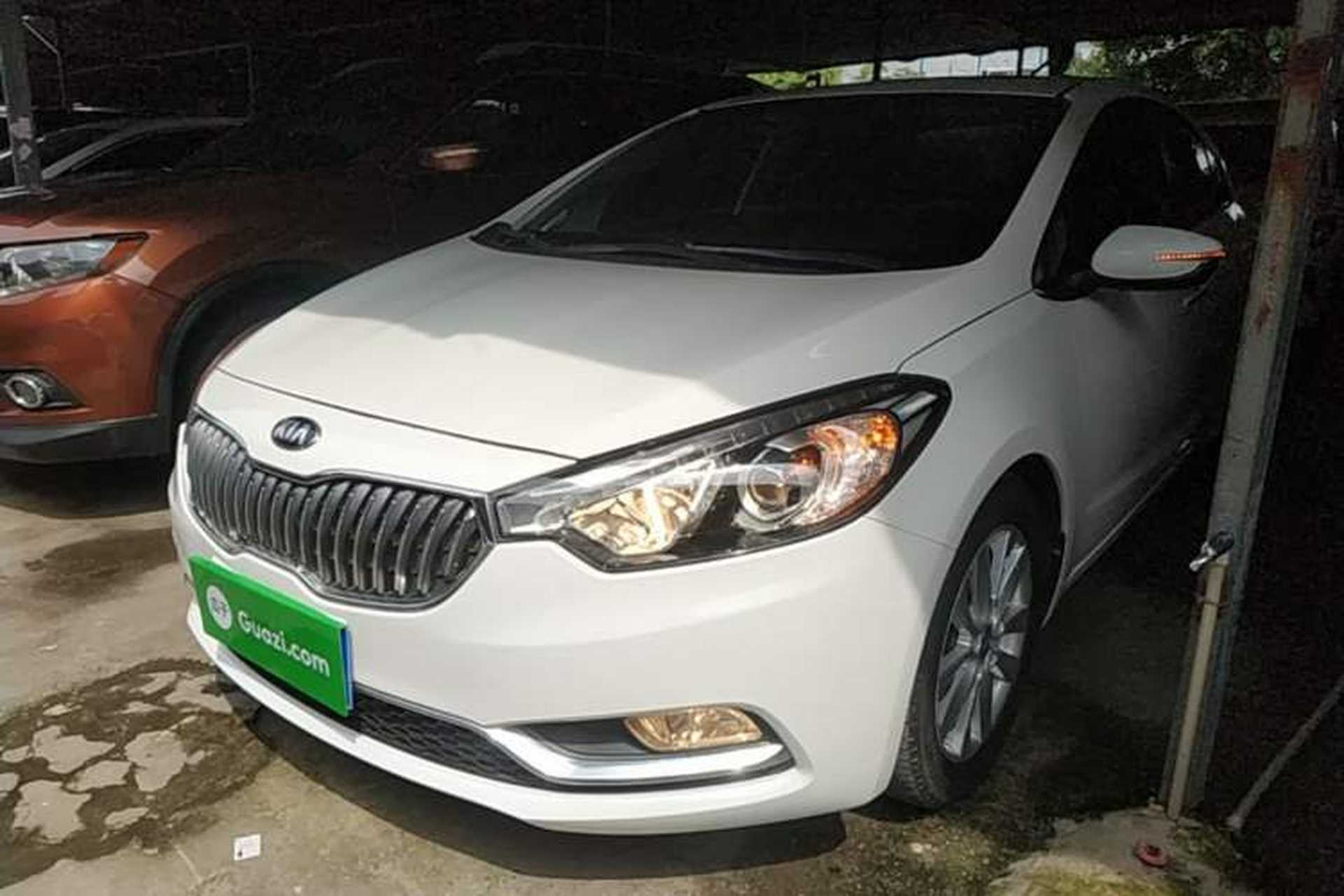 Used Kia K3 2015 1.6L Automatic GLS Front Left 45 Deg