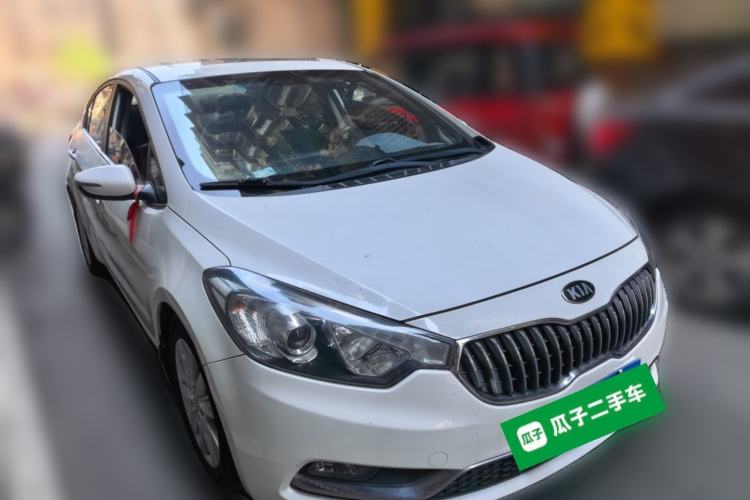 Used Kia K3 2015 1.6L Automatic GLS Front Right 45 Deg