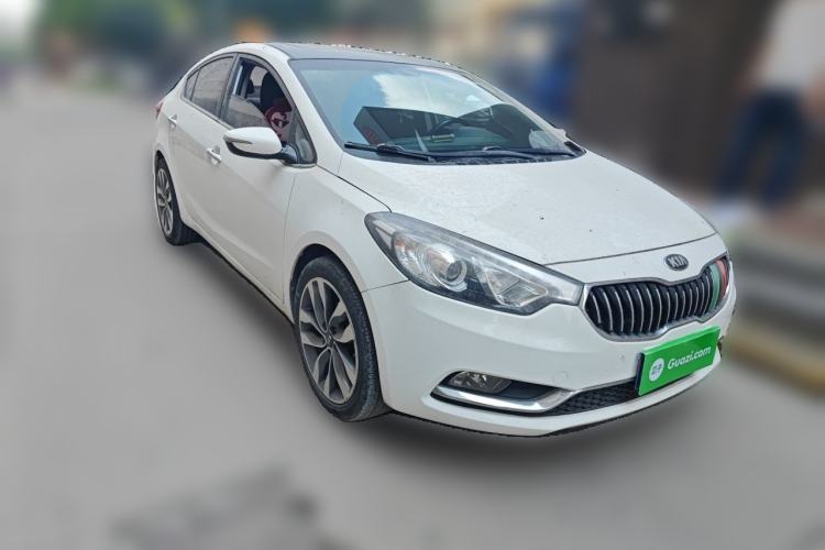 Used Kia K3 2015 1.6L Automatic GLS Front Right 45 Deg
