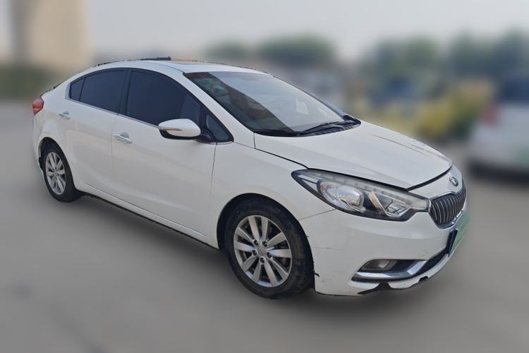 Used Kia K3 2015 1.6L Manual GLS Front Right 45 Deg