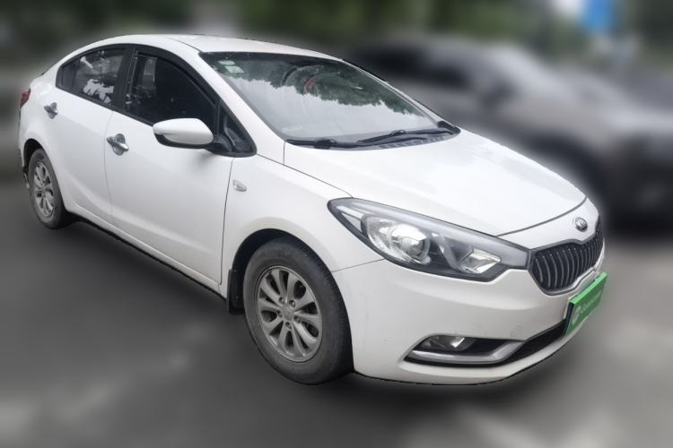 Used Kia K3 2015 1.6L Manual GL Front Right 45 Deg