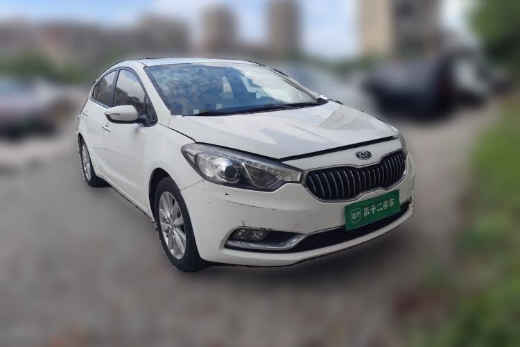 Used Kia K3 2015 1.6L Automatic GLS Front Right 45 Deg
