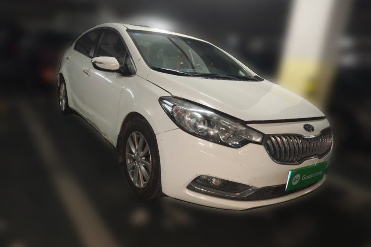 Used Kia K3 2015 1.6L Automatic GLS Front Right 45 Deg