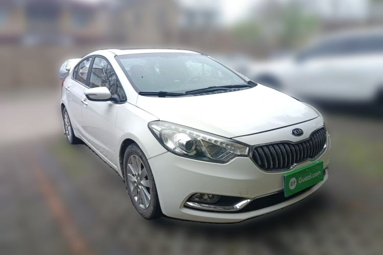 Used Kia K3 2015 1.6L Automatic GLS Front Right 45 Deg
