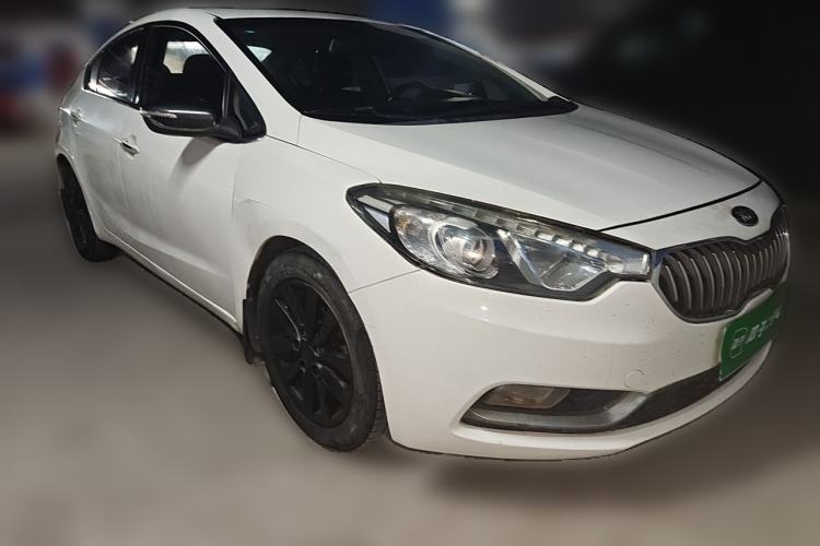 Used Kia K3 2015 1.6L Automatic DLX Front Right 45 Deg