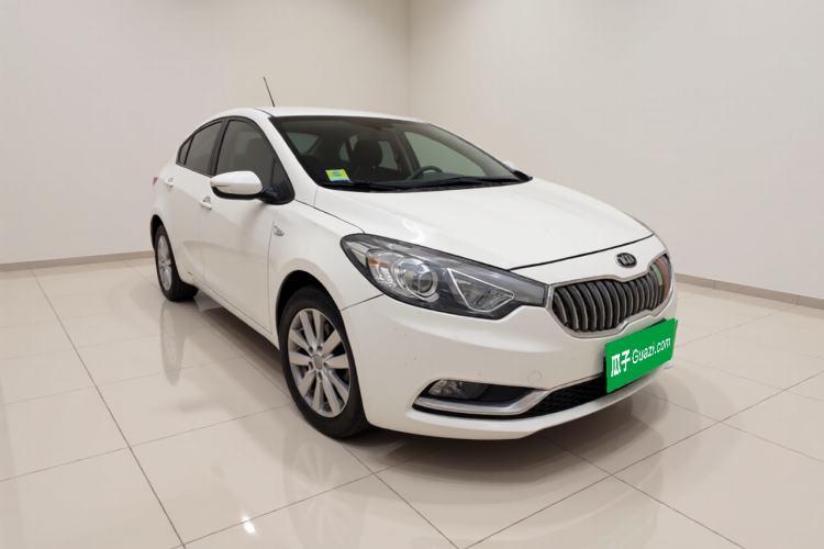 Used Kia K3 2015 1.6L Automatic GL Front Right 45 Deg