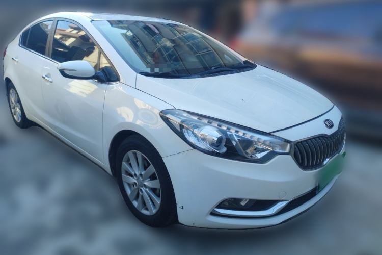 Used Kia K3 2015 1.6L Automatic GLS Front Right 45 Deg