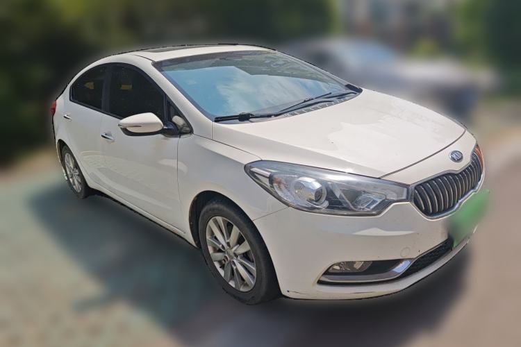 Used Kia K3 2015 1.6L Automatic GLS Front Right 45 Deg
