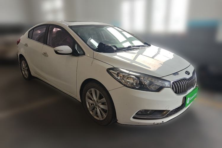 Used Kia K3 2015 1.6L Manual GLS Front Right 45 Deg