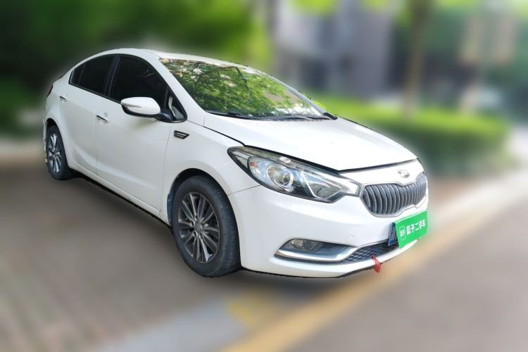 Used Kia K3 2015 1.6L Automatic GLS Front Right 45 Deg