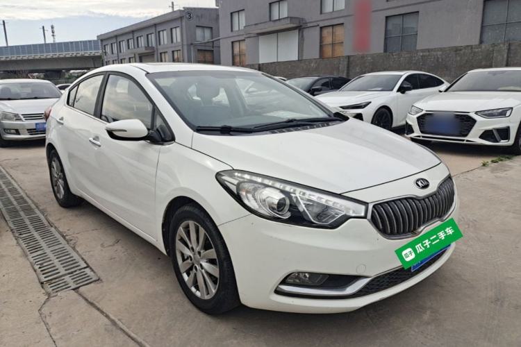 Used Kia K3 2015 1.6L Automatic GLS Front Right 45 Deg