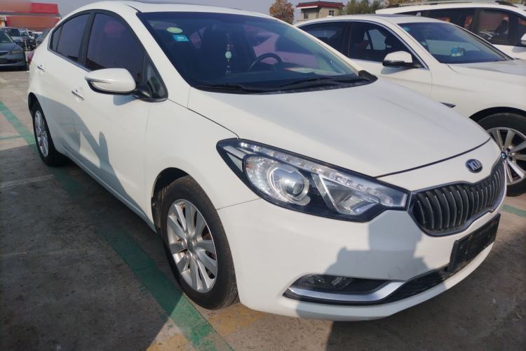 Used Kia K3 2015 1.6L Automatic GLS Front Right 45 Deg