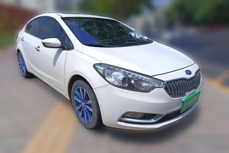 Used Kia K3 2015 1.6L Automatic GLS Front Right 45 Deg