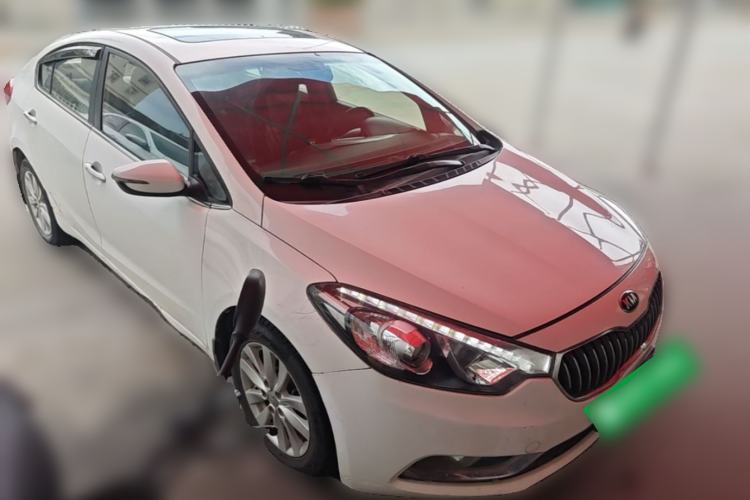 Used Kia K3 2015 1.6L Automatic GLS Front Right 45 Deg