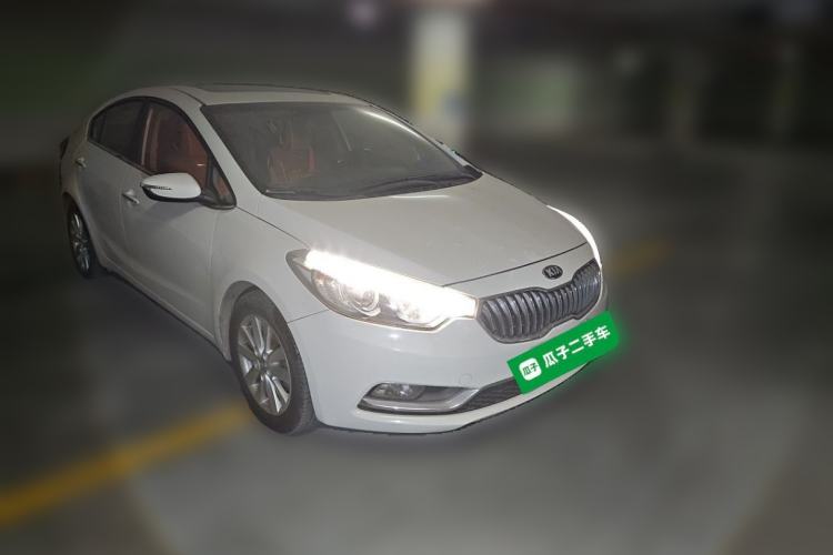 Used Kia K3 2015 1.6L Automatic GL Front Right 45 Deg