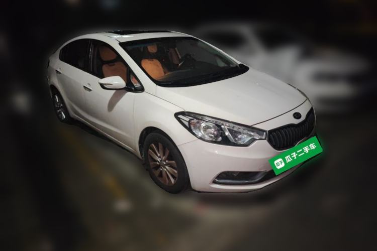 Used Kia K3 2015 1.6L Automatic GLS Front Right 45 Deg