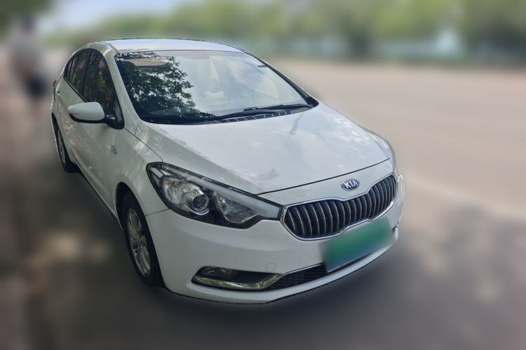 Used Kia K3 2015 1.6L Manual GL Front Right 45 Deg