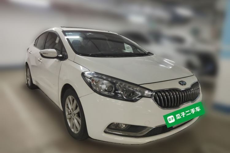 Used Kia K3 2015 1.6L Manual GLS Front Right 45 Deg