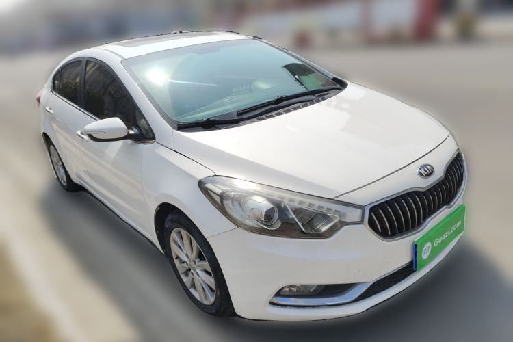 Used Kia K3 2015 1.6L Automatic GLS Front Right 45 Deg