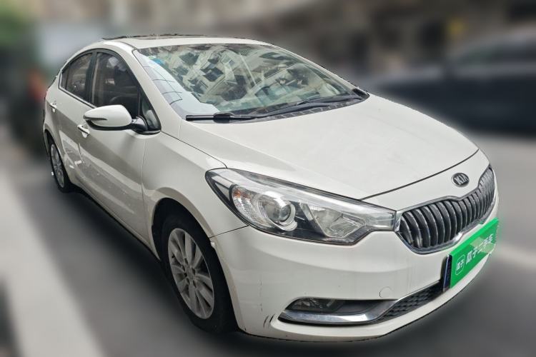 Used Kia K3 2015 1.6L Automatic DLX Front Right 45 Deg