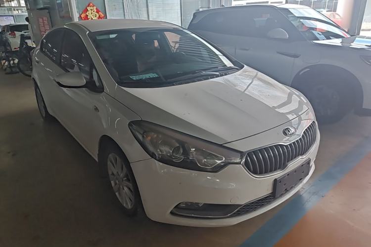 Used Kia K3 2015 1.6L Automatic GL Front Right 45 Deg