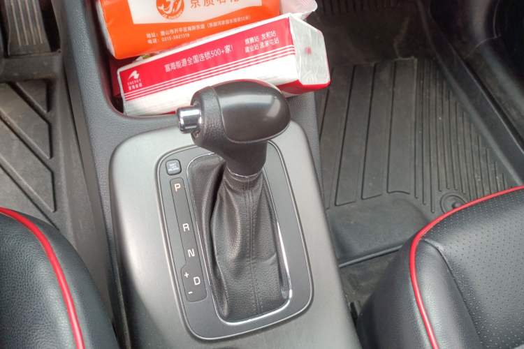 Used Kia K3 2015 1.6L Automatic GL Gear Lever