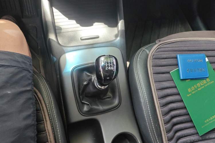 Used Kia K3 2015 1.6L Manual GLS Gear Lever