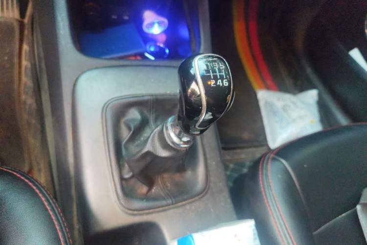 Used Kia K3 2015 1.6L Manual GLS Gear Lever