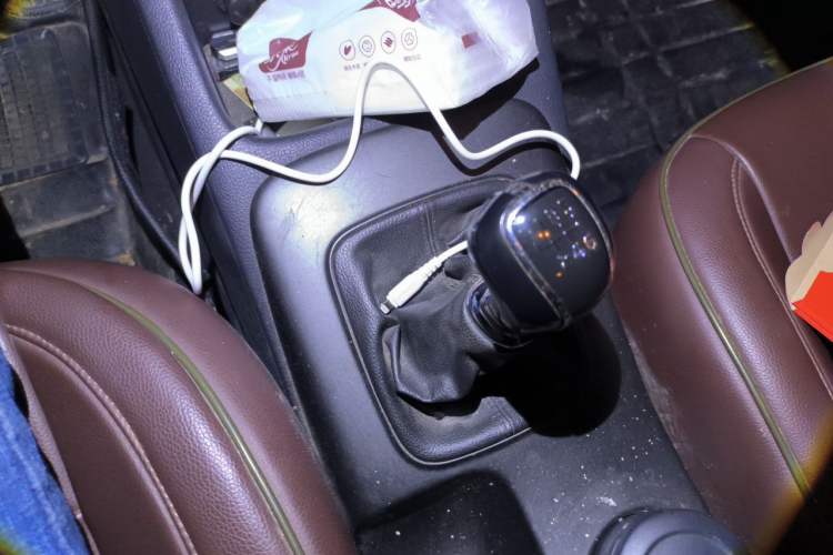 Used Kia K3 2015 1.6L Manual GLS Gear Lever