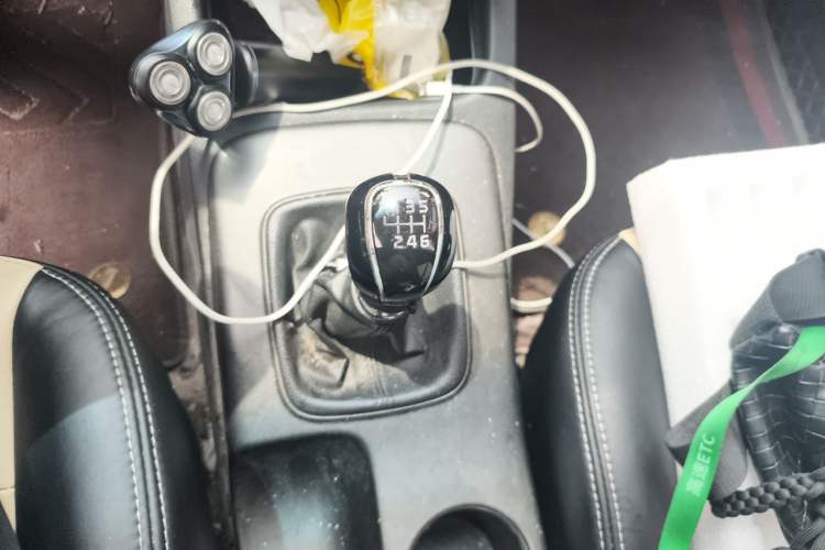 Used Kia K3 2015 1.6L Manual GLS Gear Lever