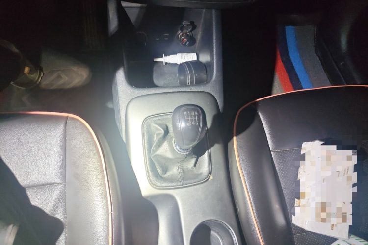 Used Kia K3 2015 1.6L Manual GL Gear Lever