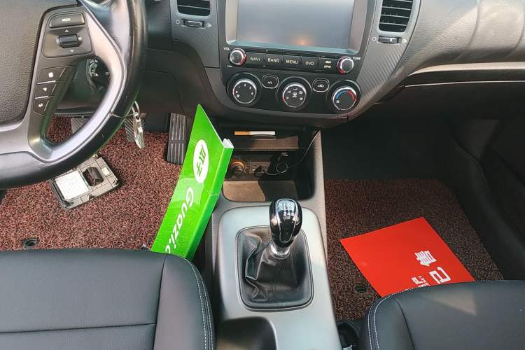 Used Kia K3 2015 1.6L Manual GLS Gear Lever