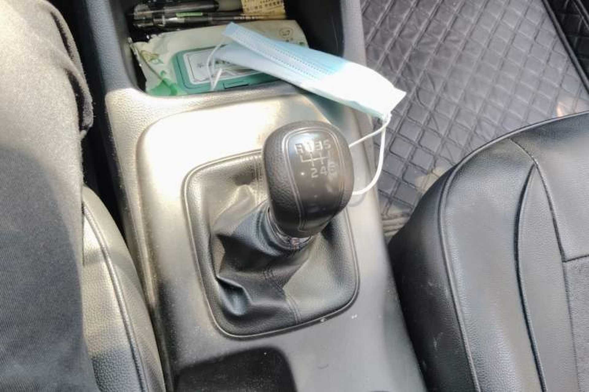 Used Kia K3 2015 1.6L Manual GL Gear Lever