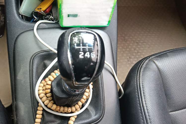 Used Kia K3 2015 1.6L Manual GLS Gear Lever