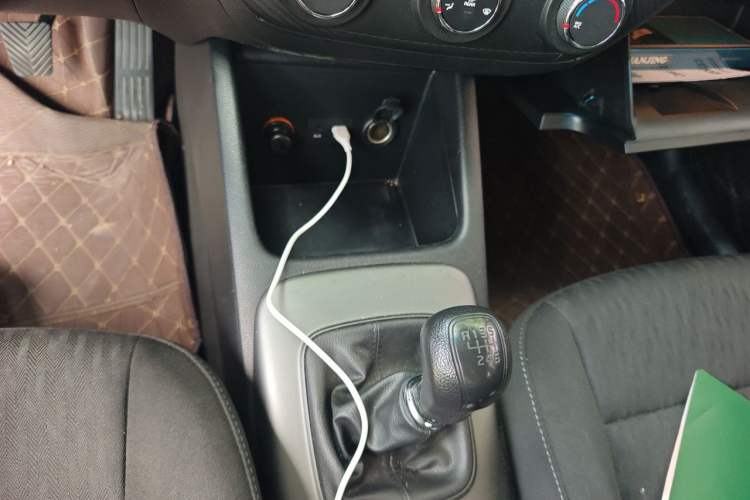 Used Kia K3 2015 1.6L Manual GL Gear Lever