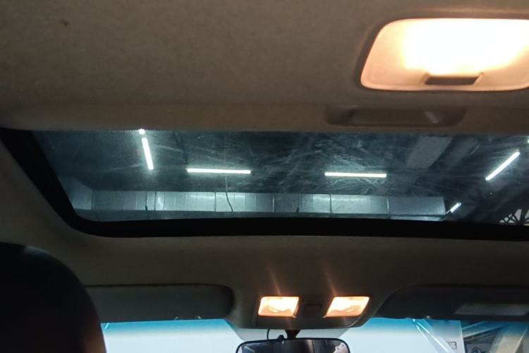 Used Kia K3 2015 1.6L Automatic GLS Headliner