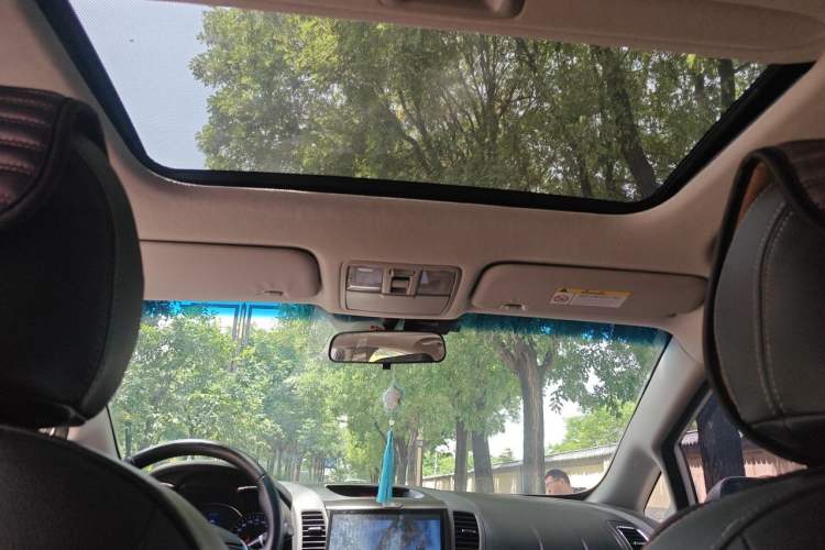 Used Kia K3 2015 1.6L Manual GLS Headliner