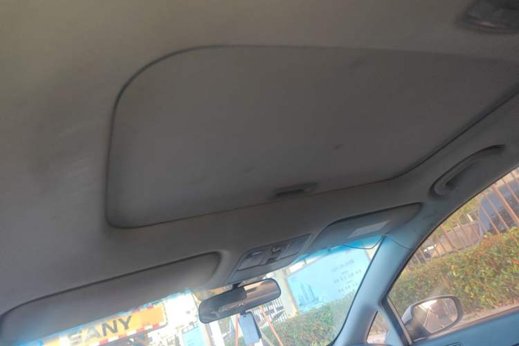 Used Kia K3 2015 1.6L Automatic GLS Headliner